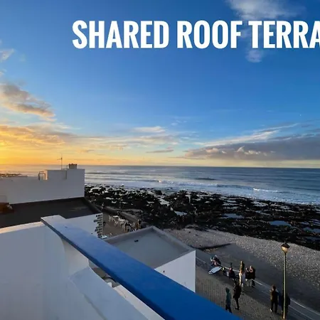 Weybeach1 -shared Terrace,ocean View,sea Frontline شقة